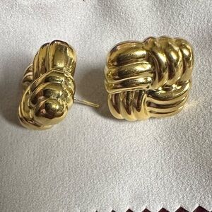 Brand new * Anthropologie Puffed Gold Square Post Earrings new with tags